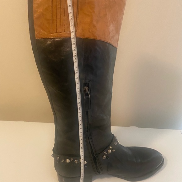 NEW STUNNING SAM EDELMAN Two Toned Studded black/burnished orange leather boots. - Picture 8 of 14